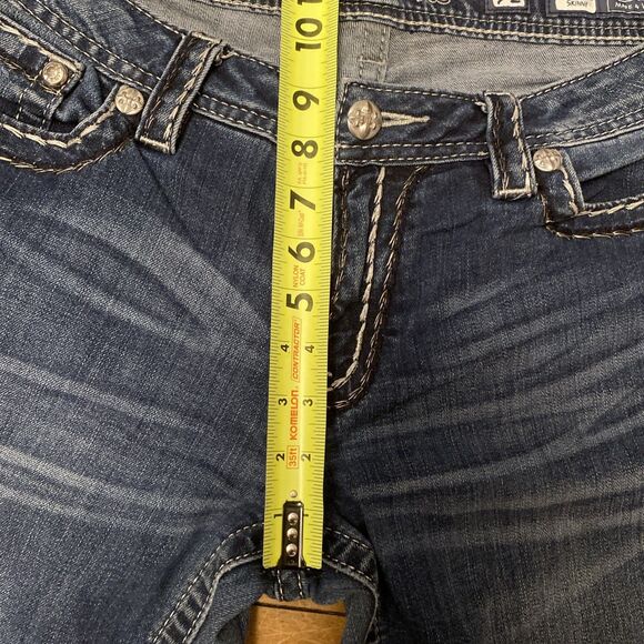 Miss Me Jeans Women’s Size 32 Mid Rise Skinny Embroidered Denim Stretch - Picture 5 of 16